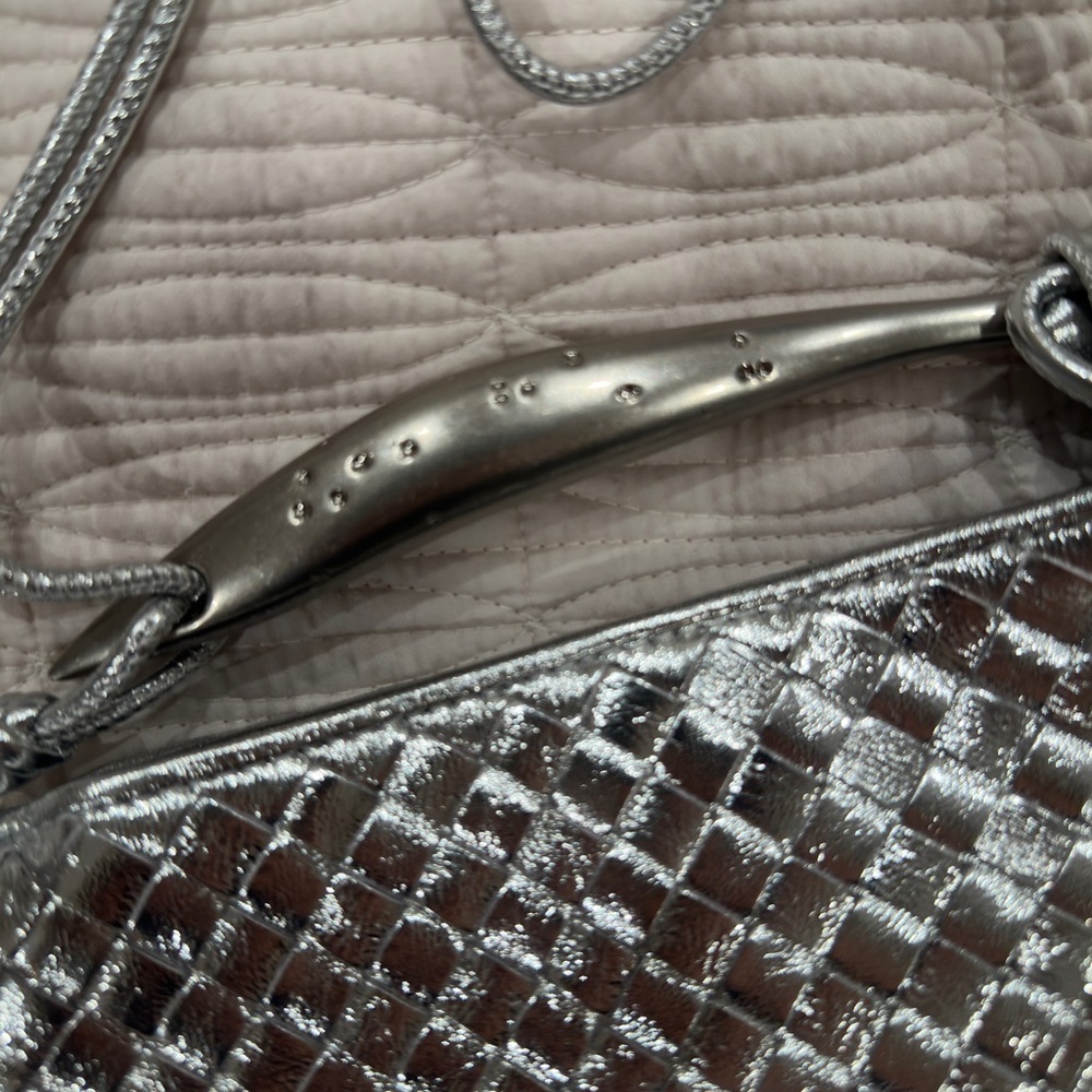 Silver Metallic Woven Crossbody Bag w/ Metal Handle - Picture 3 of 5